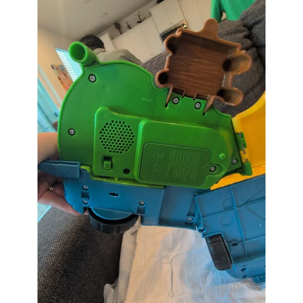 Fisher-Price Little People Camper RV Sounds and Lights Toy